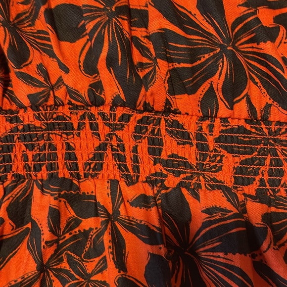 Ava & Viv Cap Sleeve Ruched Shoulder Dress - Picture 7 of 7